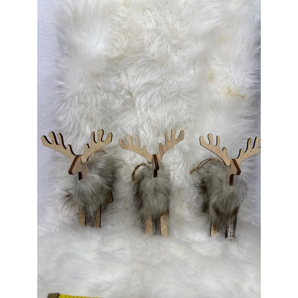 Unbranded handcrafted reindeer